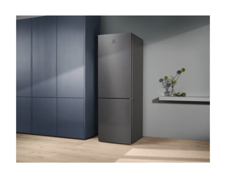 ELECTROLUX LNT5ME32U1 KOMBİ NO FROST İNOX BUZDOLABI
