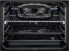 ELECTROLUX KOCBP39WX  STEAMCRİSP BUHARLI SİYAH FIRIN