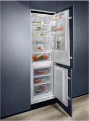 ELECTROLUX LNG7TE18S 60 CM NO FROST ANKASTRE BUZDOLABI